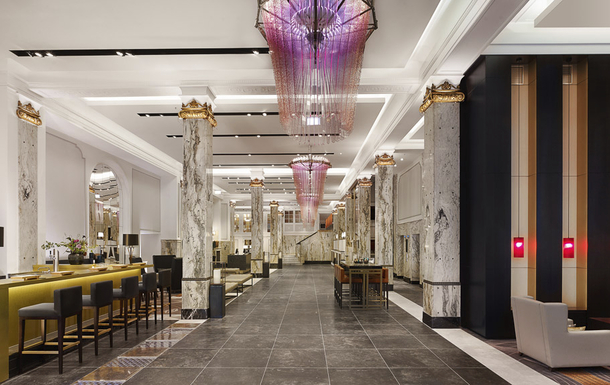 Lobby des Hotel Reichshof Hamburg