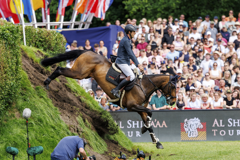 Der spanische Reiter Esteban Benitez Valle auf dem Hamburg Derby